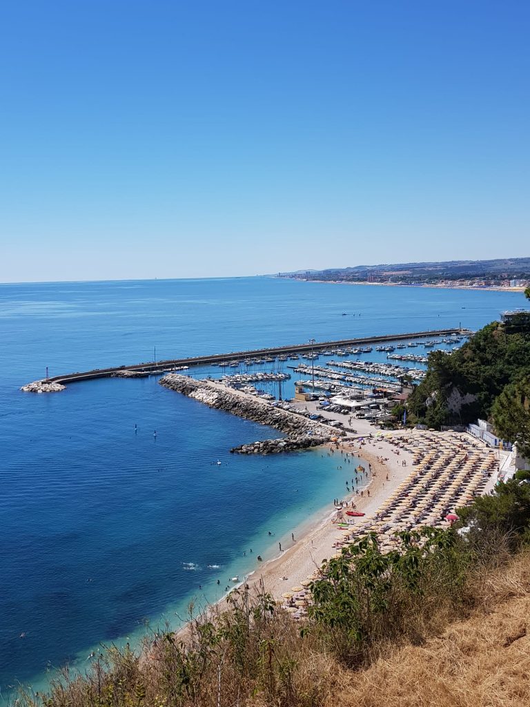 Vista della spiaggia